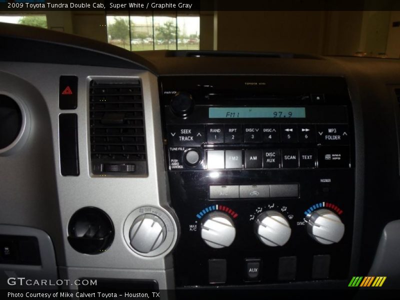 Super White / Graphite Gray 2009 Toyota Tundra Double Cab