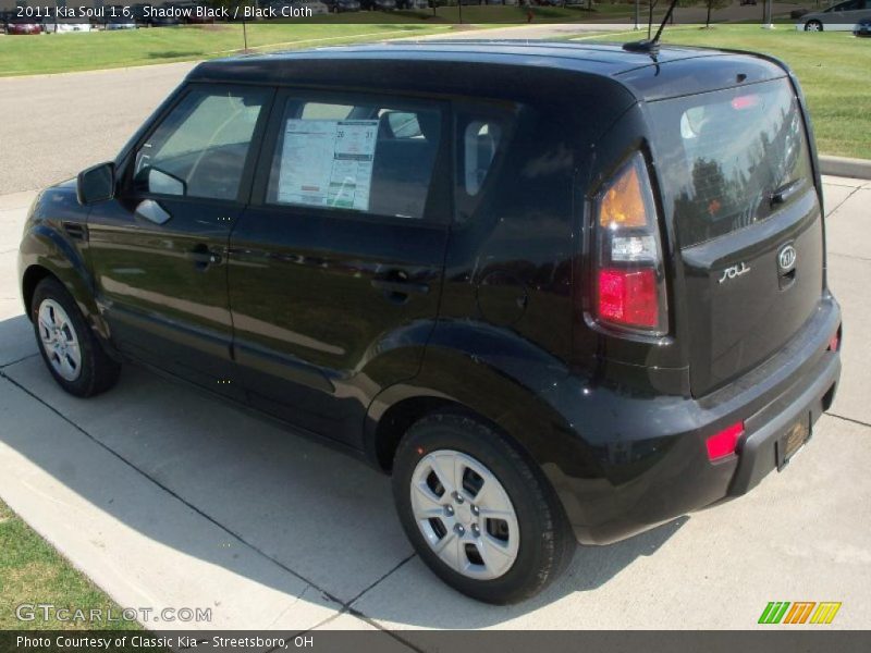 Shadow Black / Black Cloth 2011 Kia Soul 1.6