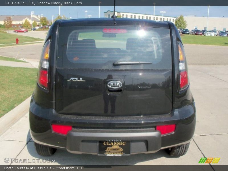 Shadow Black / Black Cloth 2011 Kia Soul 1.6