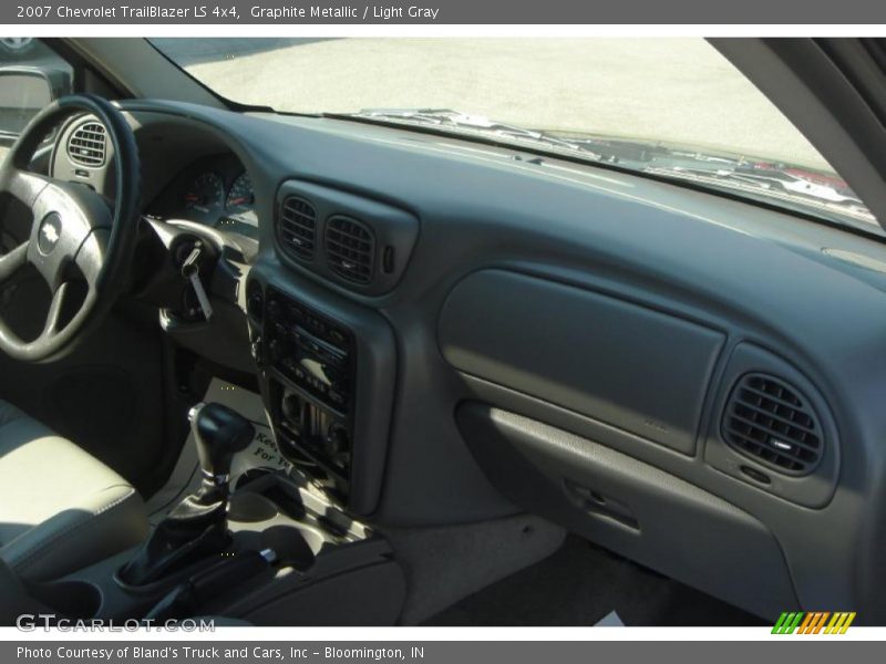 Graphite Metallic / Light Gray 2007 Chevrolet TrailBlazer LS 4x4