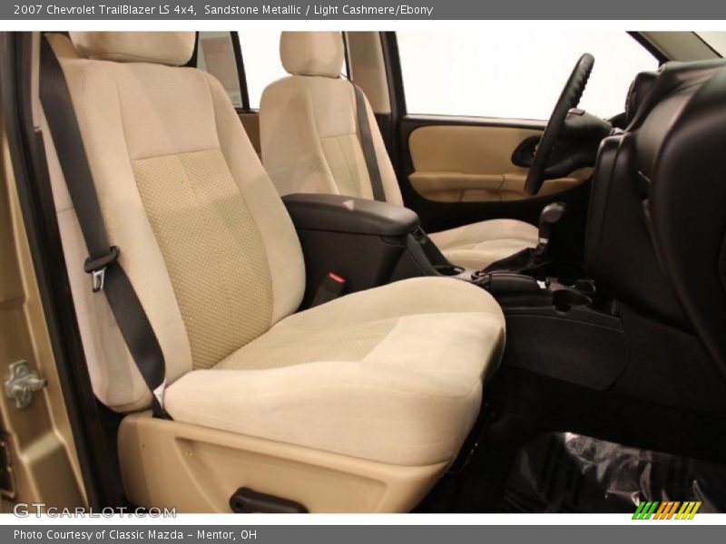 Sandstone Metallic / Light Cashmere/Ebony 2007 Chevrolet TrailBlazer LS 4x4