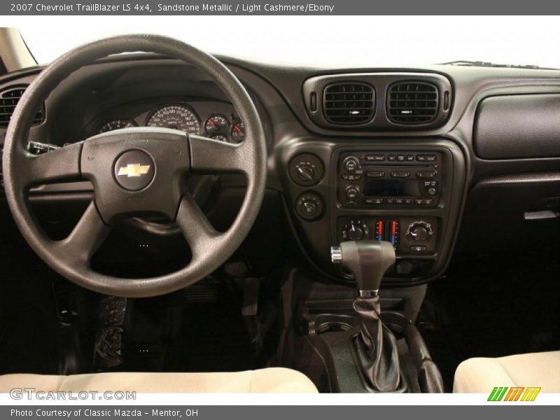 Sandstone Metallic / Light Cashmere/Ebony 2007 Chevrolet TrailBlazer LS 4x4