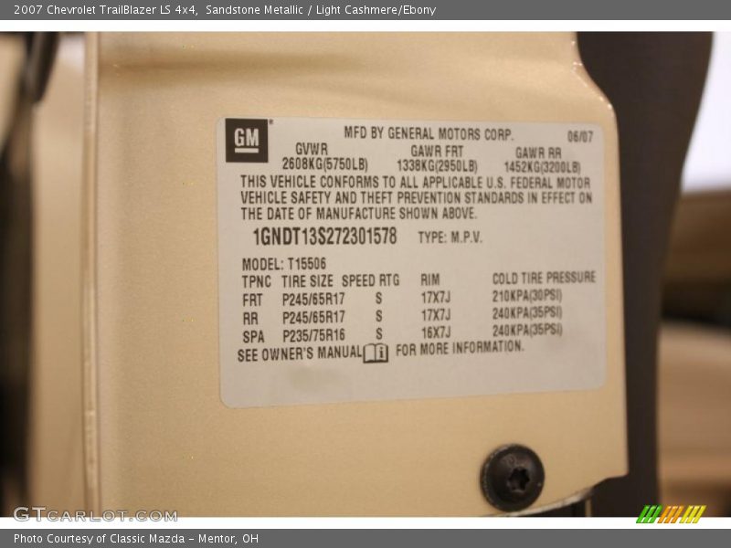 Sandstone Metallic / Light Cashmere/Ebony 2007 Chevrolet TrailBlazer LS 4x4