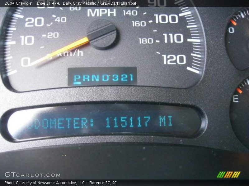 Dark Gray Metallic / Gray/Dark Charcoal 2004 Chevrolet Tahoe LT 4x4