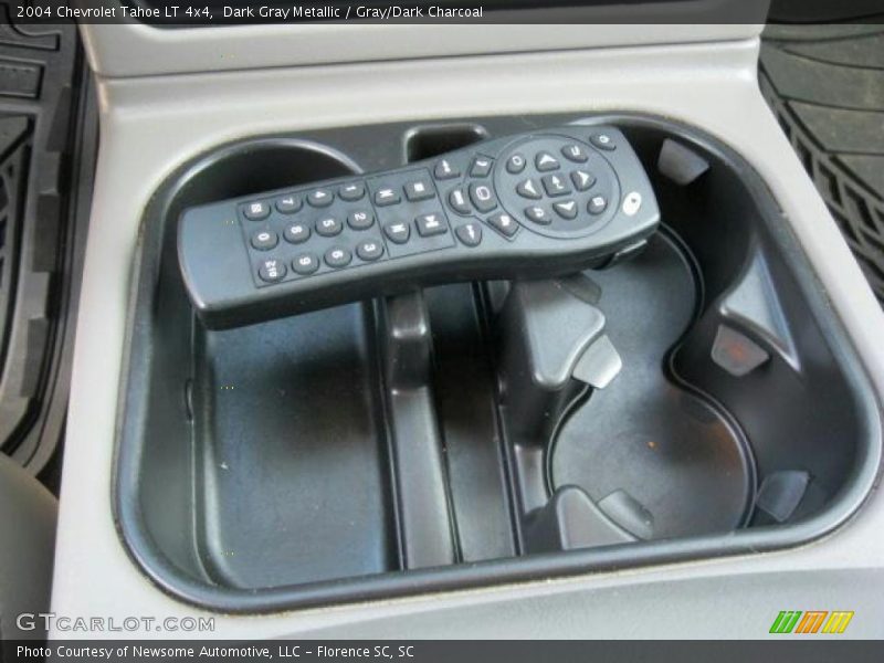 Dark Gray Metallic / Gray/Dark Charcoal 2004 Chevrolet Tahoe LT 4x4