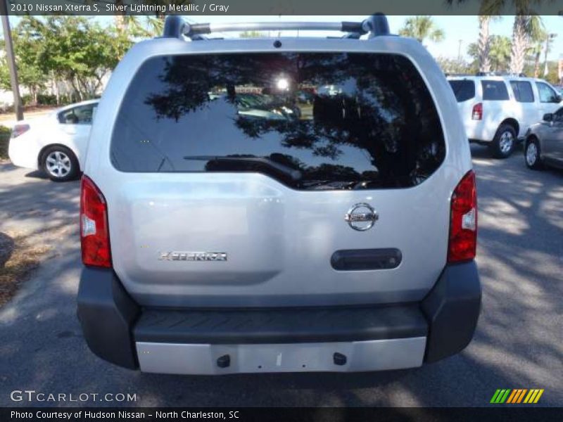 Silver Lightning Metallic / Gray 2010 Nissan Xterra S