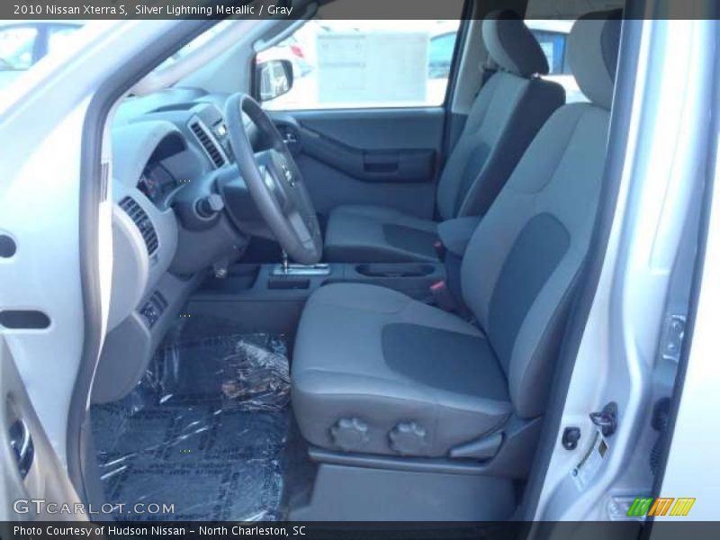 Silver Lightning Metallic / Gray 2010 Nissan Xterra S