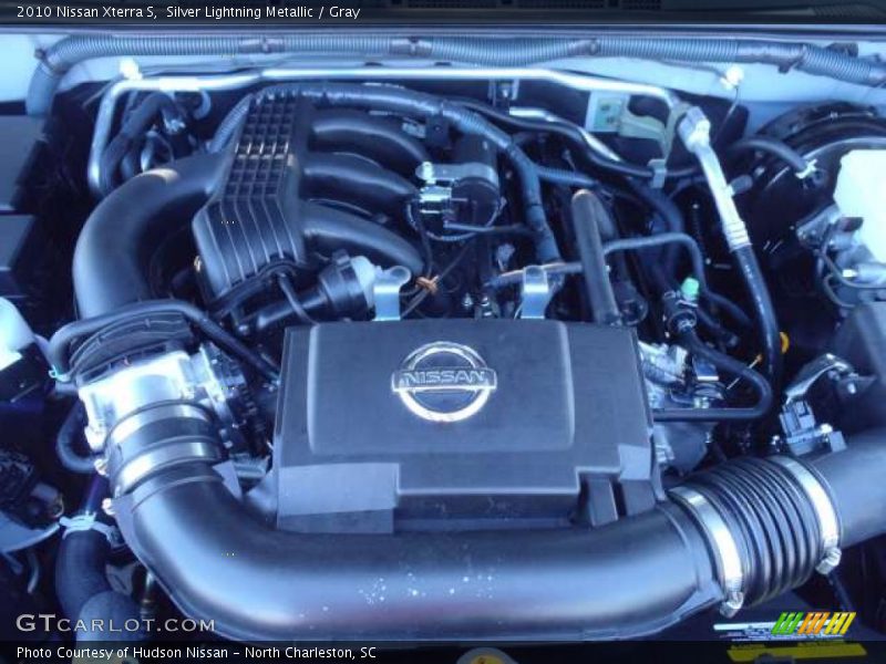 Silver Lightning Metallic / Gray 2010 Nissan Xterra S