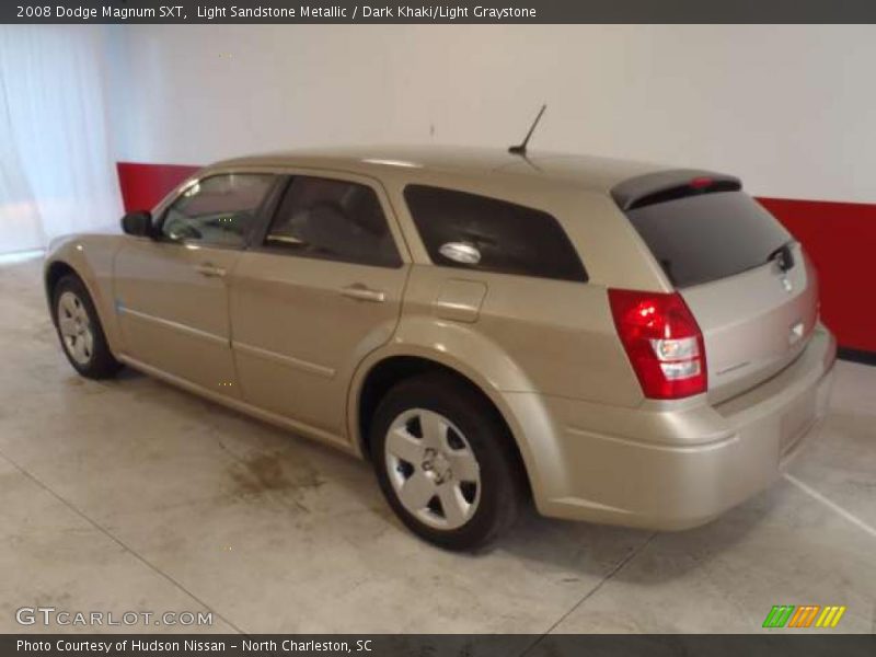 Light Sandstone Metallic / Dark Khaki/Light Graystone 2008 Dodge Magnum SXT