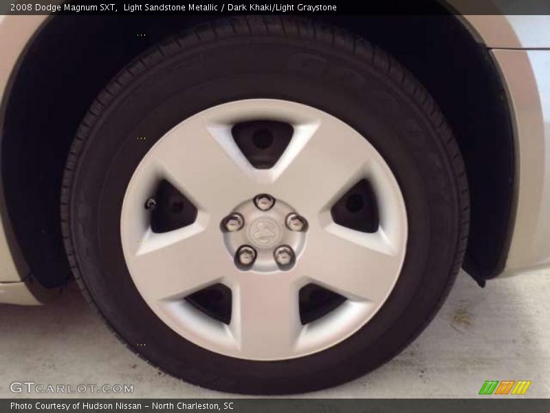 Light Sandstone Metallic / Dark Khaki/Light Graystone 2008 Dodge Magnum SXT