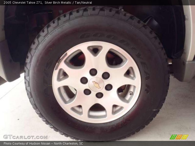 Silver Birch Metallic / Tan/Neutral 2005 Chevrolet Tahoe Z71