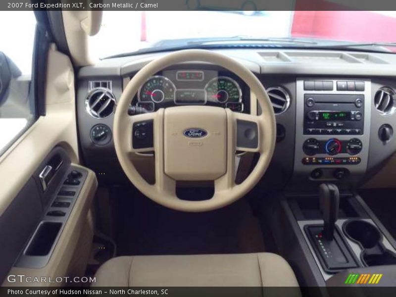 Carbon Metallic / Camel 2007 Ford Expedition XLT