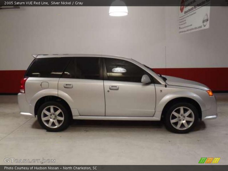Silver Nickel / Gray 2005 Saturn VUE Red Line