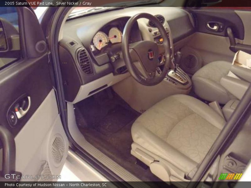 Silver Nickel / Gray 2005 Saturn VUE Red Line