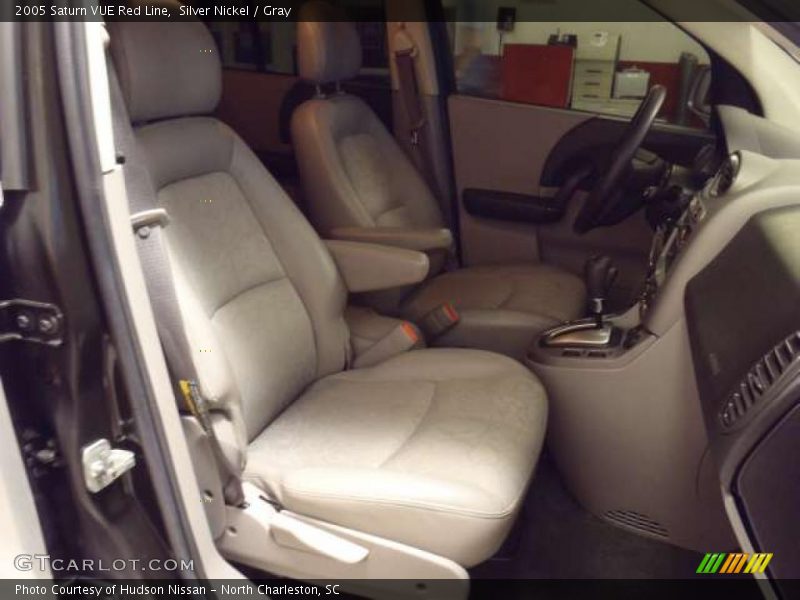 Silver Nickel / Gray 2005 Saturn VUE Red Line