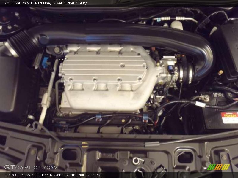 Silver Nickel / Gray 2005 Saturn VUE Red Line