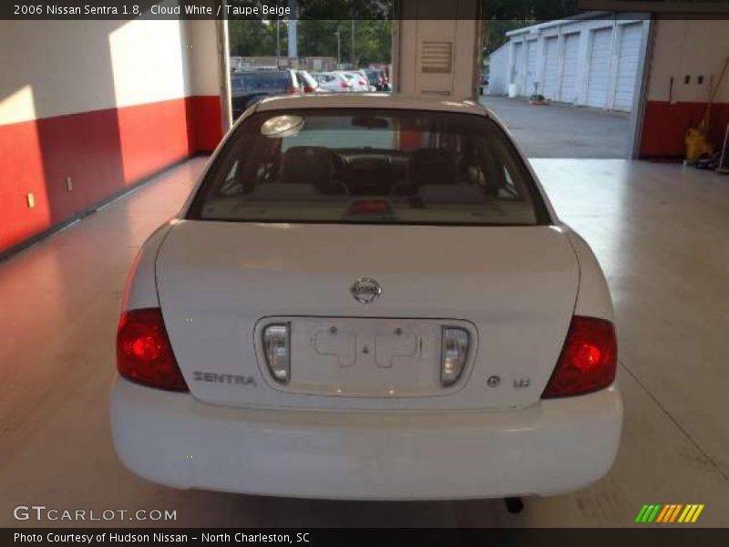 Cloud White / Taupe Beige 2006 Nissan Sentra 1.8