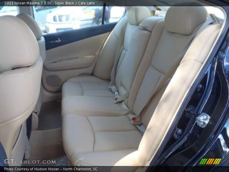 Super Black / Cafe Latte 2011 Nissan Maxima 3.5 SV