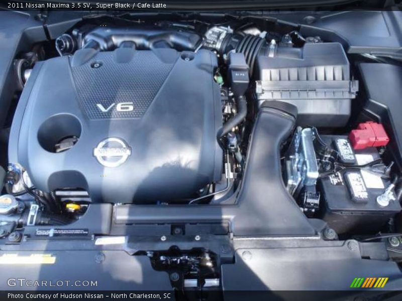 Super Black / Cafe Latte 2011 Nissan Maxima 3.5 SV