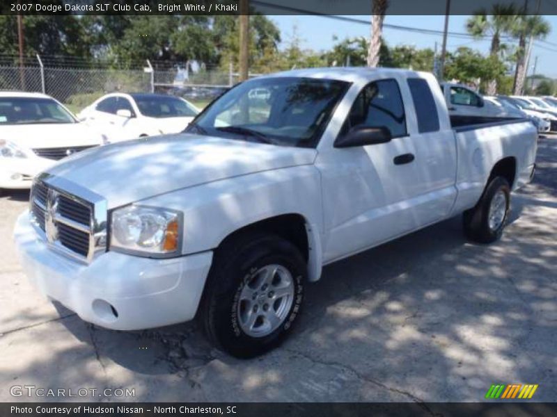 Bright White / Khaki 2007 Dodge Dakota SLT Club Cab