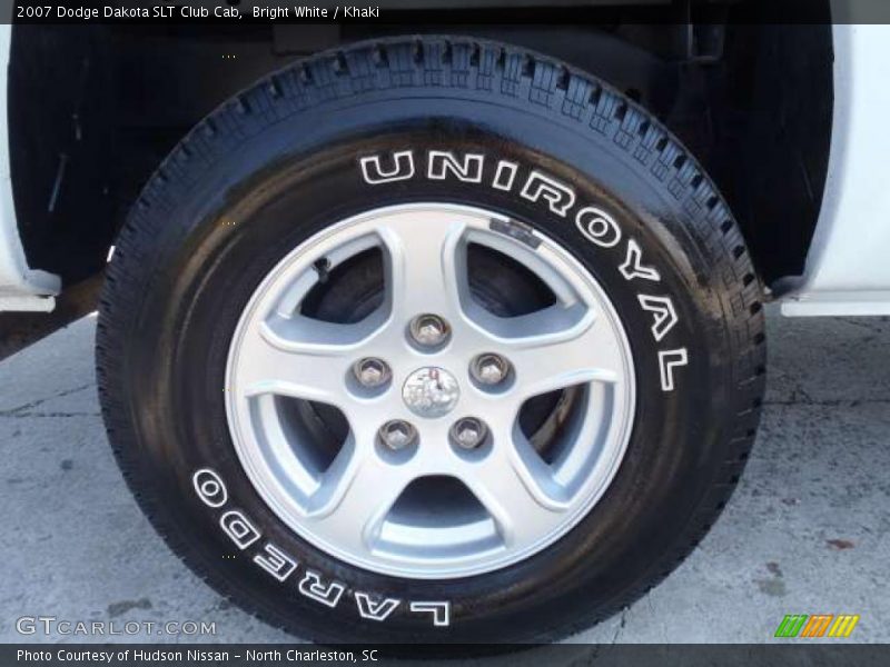 Bright White / Khaki 2007 Dodge Dakota SLT Club Cab