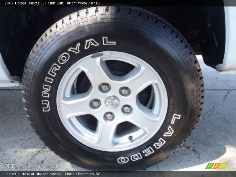 Bright White / Khaki 2007 Dodge Dakota SLT Club Cab