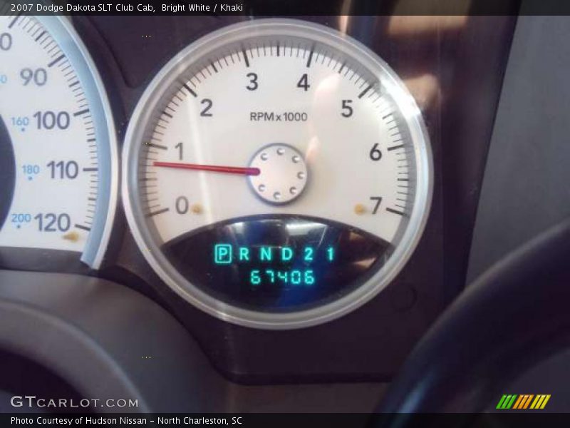 Bright White / Khaki 2007 Dodge Dakota SLT Club Cab
