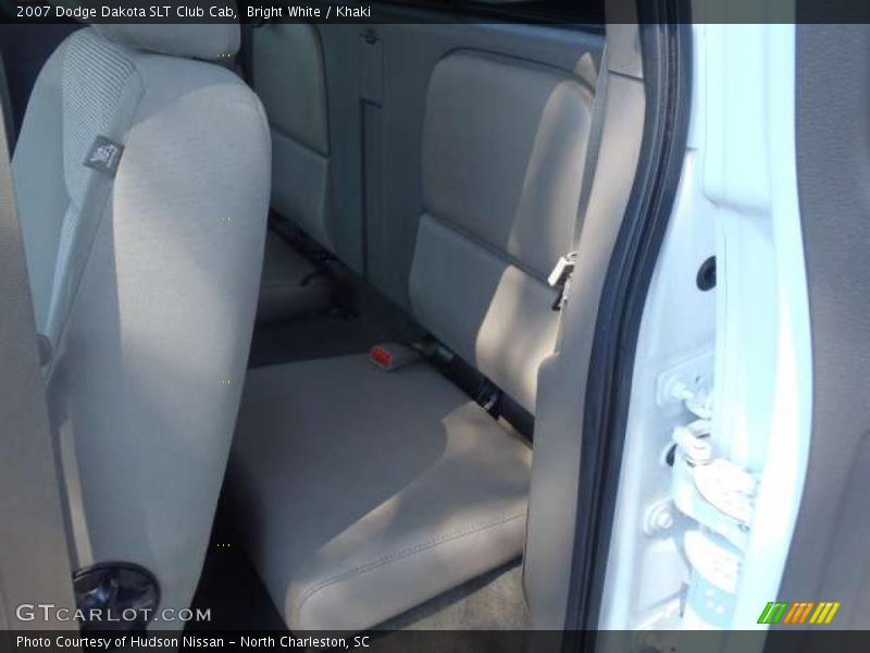 Bright White / Khaki 2007 Dodge Dakota SLT Club Cab