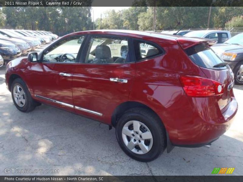 Cayenne Red / Gray 2011 Nissan Rogue S