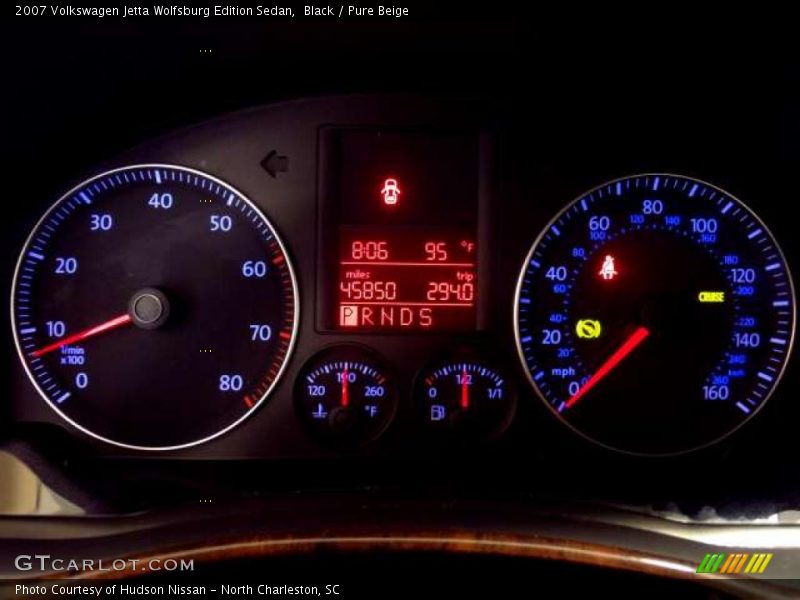 Black / Pure Beige 2007 Volkswagen Jetta Wolfsburg Edition Sedan