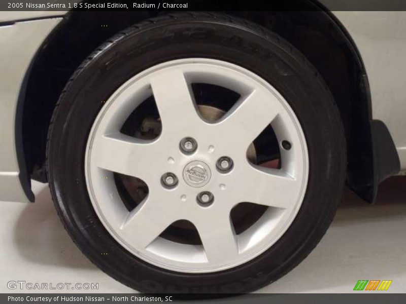 Radium / Charcoal 2005 Nissan Sentra 1.8 S Special Edition