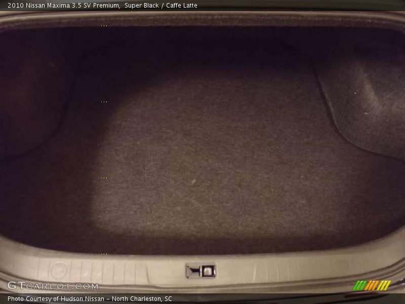 Super Black / Caffe Latte 2010 Nissan Maxima 3.5 SV Premium