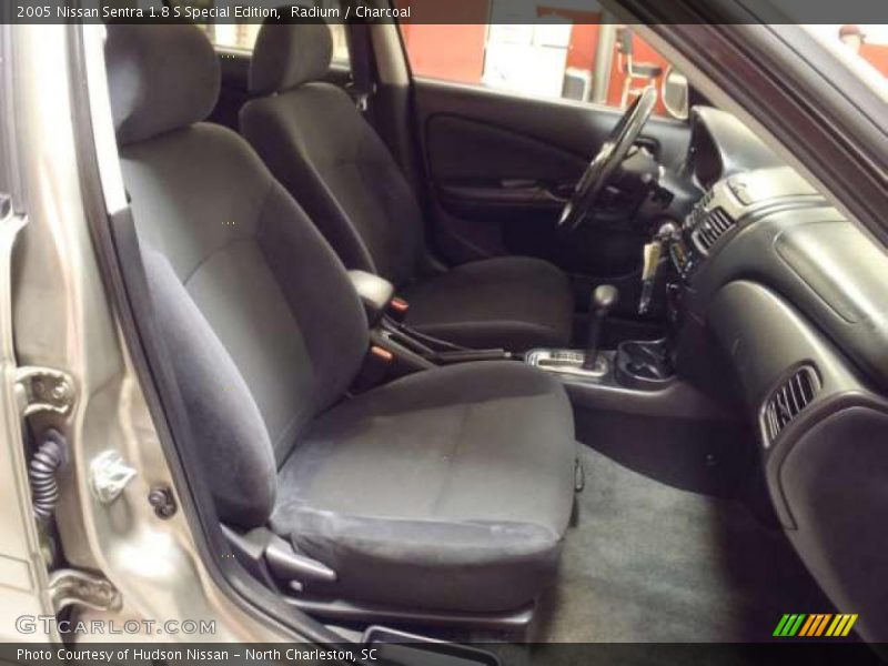 Radium / Charcoal 2005 Nissan Sentra 1.8 S Special Edition