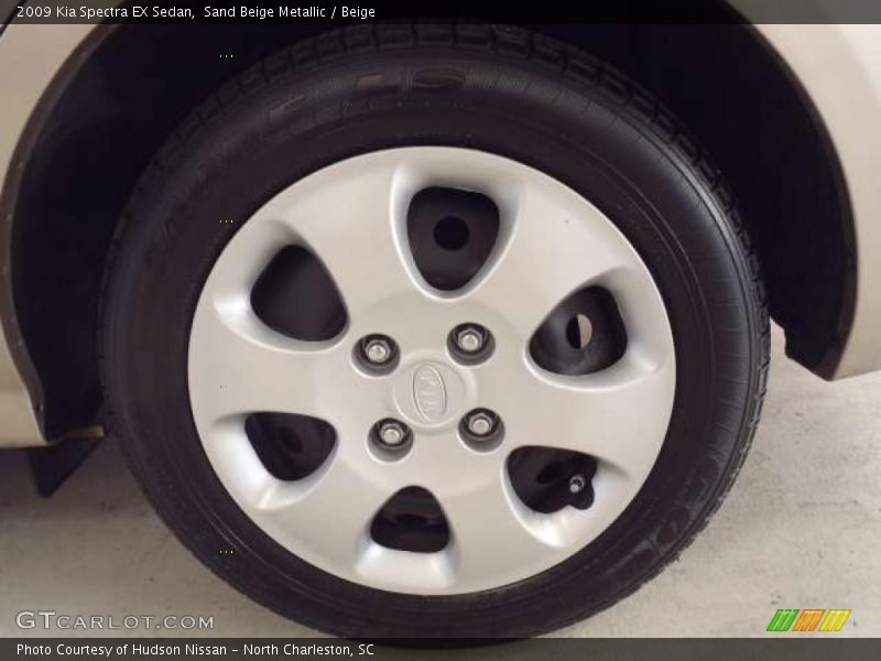 Sand Beige Metallic / Beige 2009 Kia Spectra EX Sedan