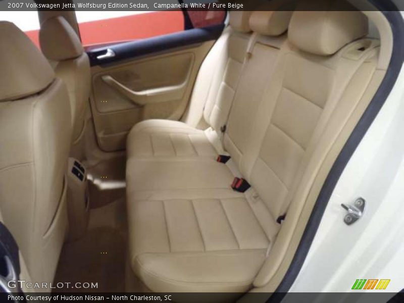 Campanella White / Pure Beige 2007 Volkswagen Jetta Wolfsburg Edition Sedan