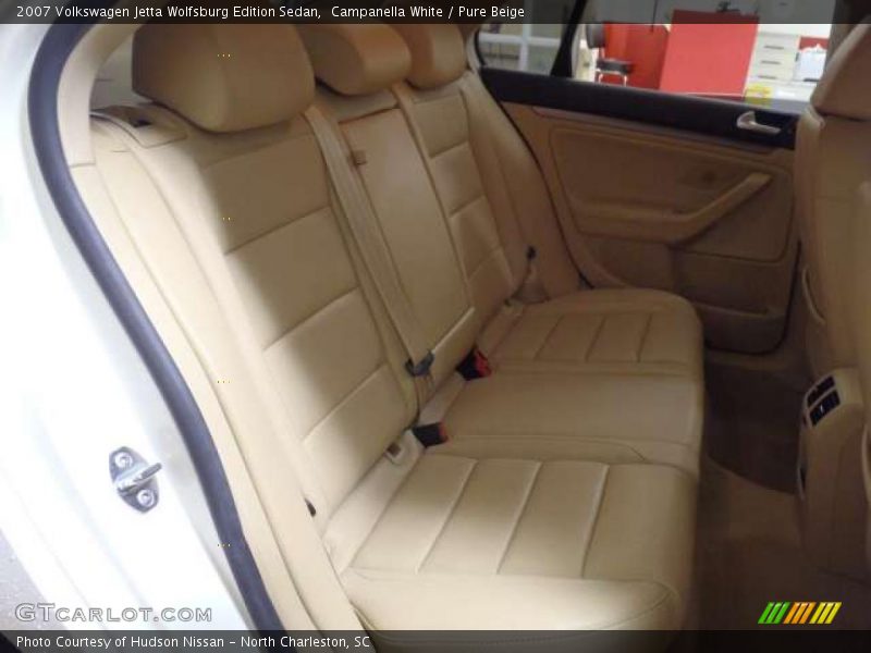 Campanella White / Pure Beige 2007 Volkswagen Jetta Wolfsburg Edition Sedan