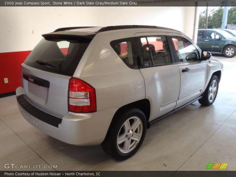 Stone White / Dark Slate Gray/Medium Slate Gray 2009 Jeep Compass Sport