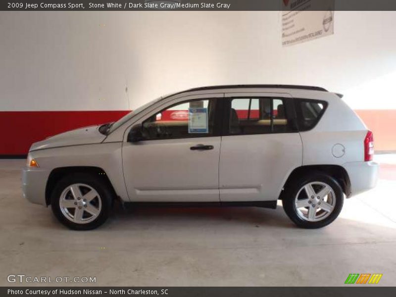 Stone White / Dark Slate Gray/Medium Slate Gray 2009 Jeep Compass Sport