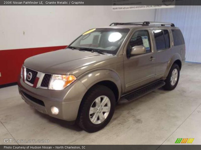 Granite Metallic / Graphite 2006 Nissan Pathfinder LE