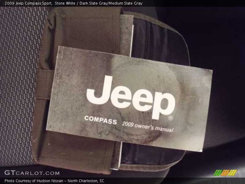 Stone White / Dark Slate Gray/Medium Slate Gray 2009 Jeep Compass Sport
