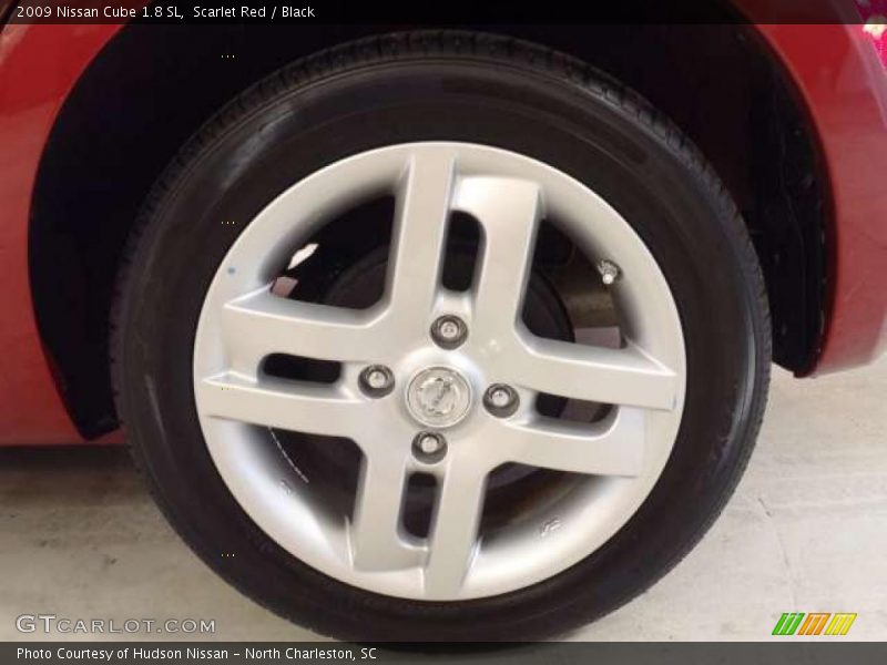 Scarlet Red / Black 2009 Nissan Cube 1.8 SL