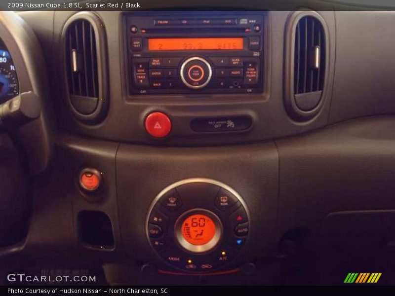 Scarlet Red / Black 2009 Nissan Cube 1.8 SL