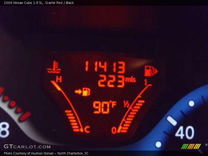 Scarlet Red / Black 2009 Nissan Cube 1.8 SL