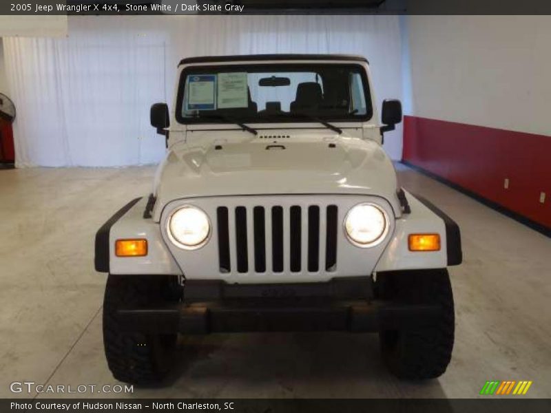 Stone White / Dark Slate Gray 2005 Jeep Wrangler X 4x4