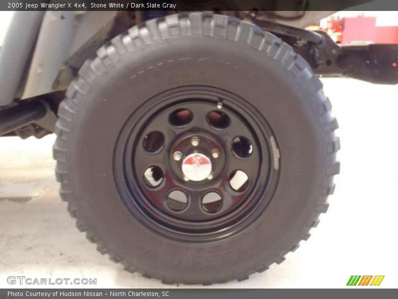 Stone White / Dark Slate Gray 2005 Jeep Wrangler X 4x4