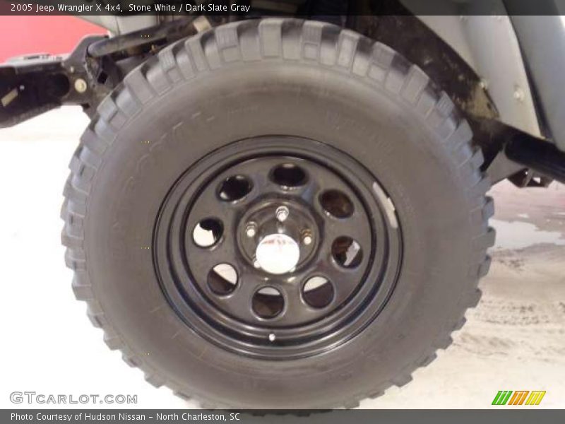 Stone White / Dark Slate Gray 2005 Jeep Wrangler X 4x4