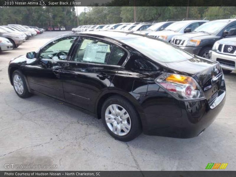 Super Black / Frost 2010 Nissan Altima 2.5