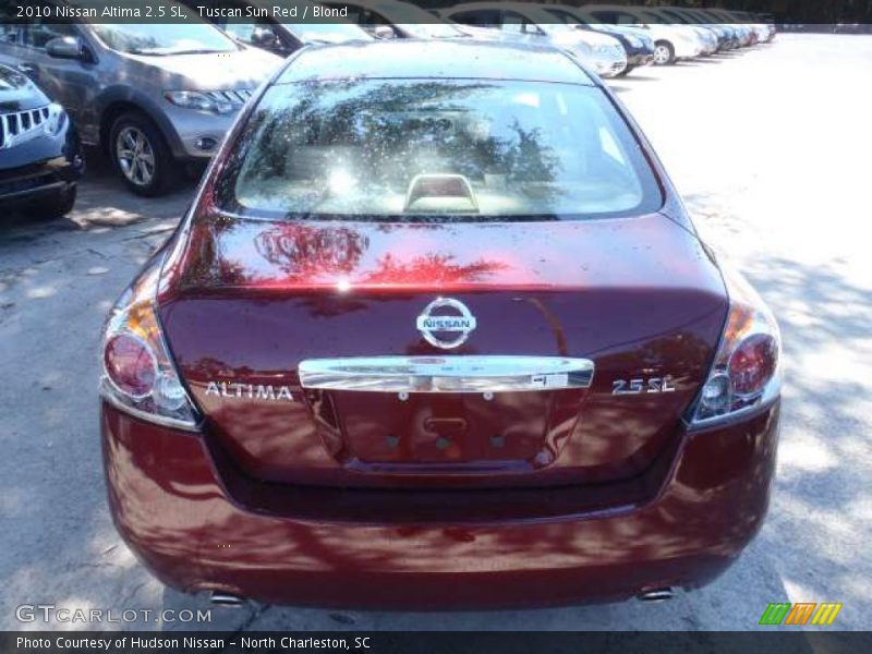 Tuscan Sun Red / Blond 2010 Nissan Altima 2.5 SL