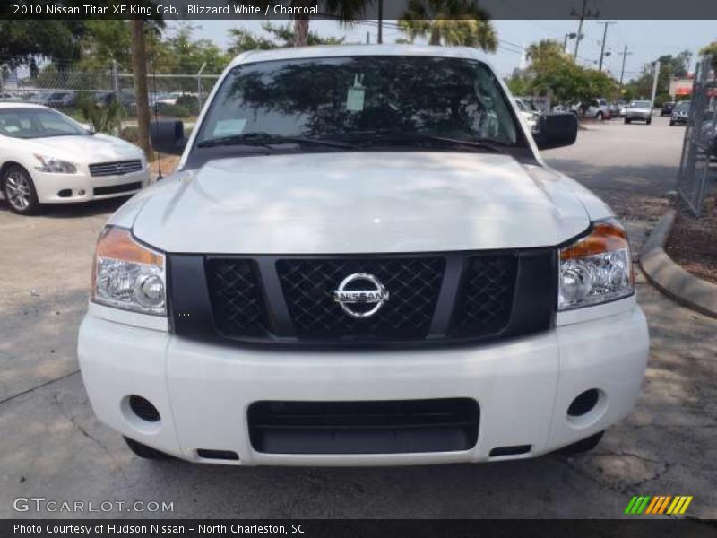 Blizzard White / Charcoal 2010 Nissan Titan XE King Cab