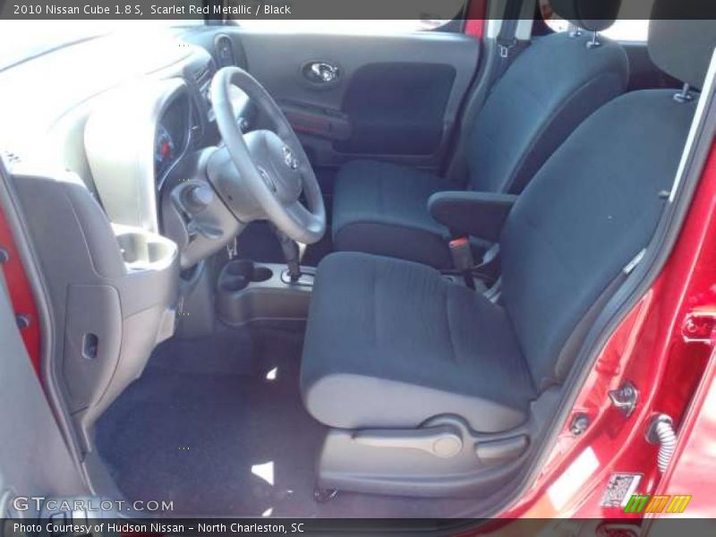 Scarlet Red Metallic / Black 2010 Nissan Cube 1.8 S